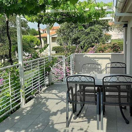 Haus Mirela Ližnjan Exterior foto